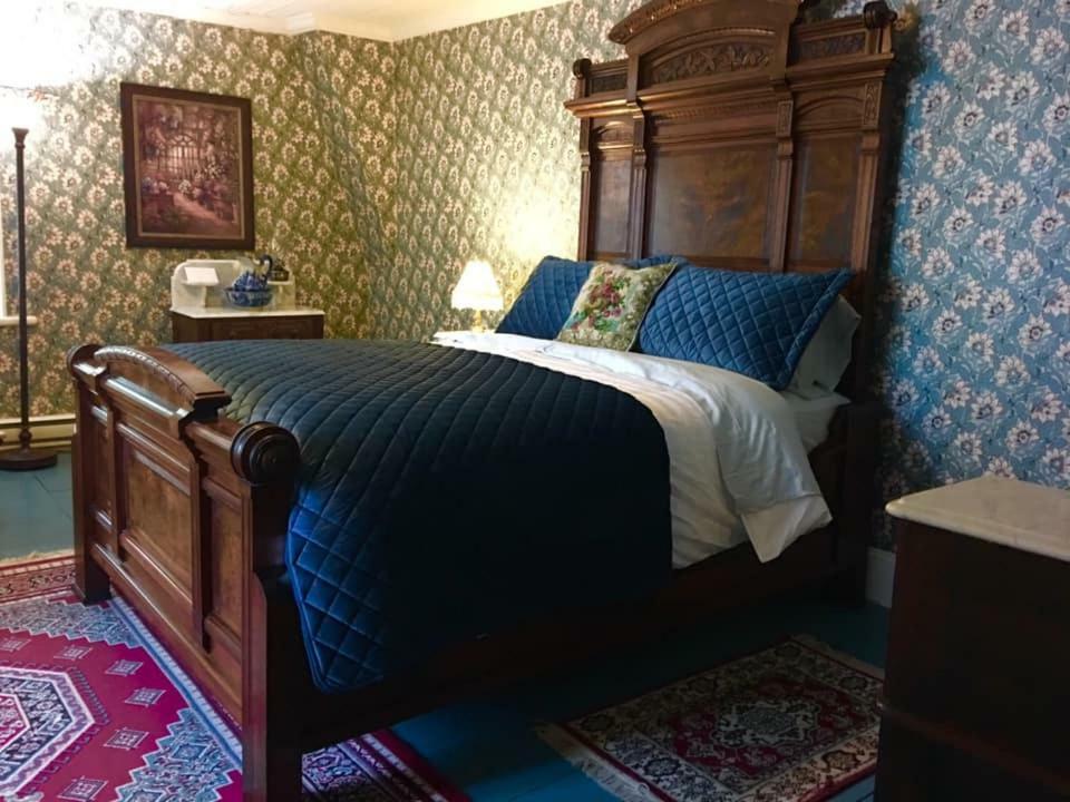 Auberge Du Manoir Dauth Sainte-Anne-de-la-Perade ภายนอก รูปภาพ
